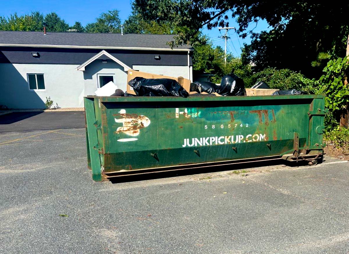 Roll-off dumpster rental in Wrentham, MA